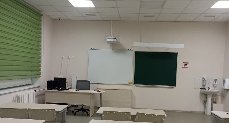 Кабинет естествознания 3.jpg